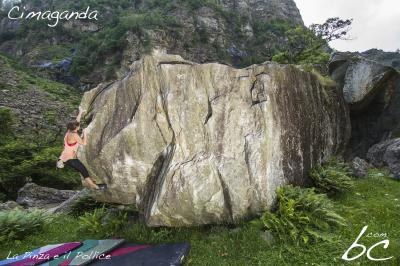 Petra in "La Pinza e il Pollice"